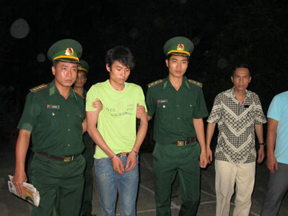 Cảm phục Bộ đội Biên phòng nơi “chảo lửa” ma túy