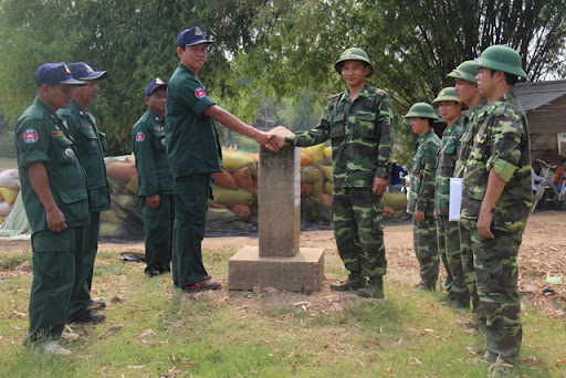 Quán triệt nguyên tắc “Bảo đảm lợi ích tối cao của quốc gia - dân tộc, trên cơ sở các nguyên tắc cơ bản của luật pháp quốc tế, bình đẳng, cùng có lợi” trong quan hệ đối ngoại thời kỳ hội nhập quốc tế