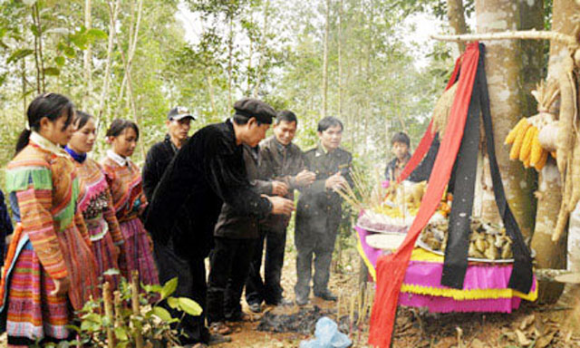Tôn giáo, tín ngưỡng trong các dân tộc thiểu số dọc biên giới phía Bắc