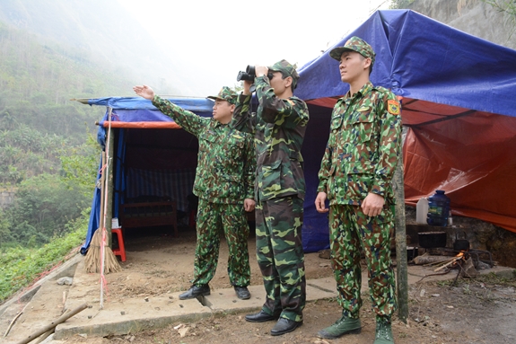 Giữ biên giới quốc gia trên biển hòa bình, hữu nghị