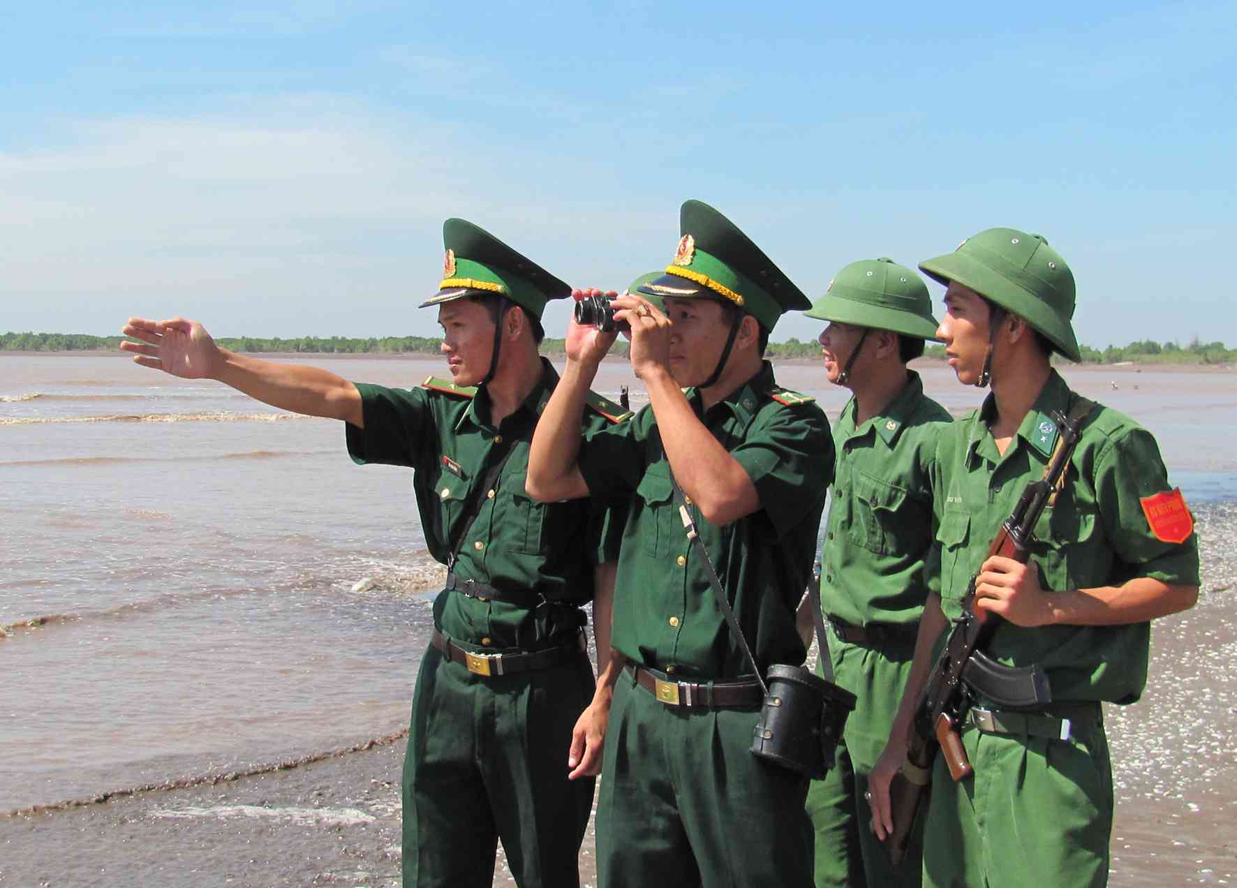 Đoàn kết, phấn đấu tạo sức mạnh, xây dựng lực lượng Bộ đội Biên phòng vững mạnh toàn diện