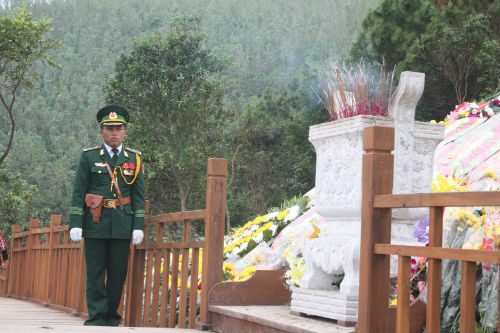 Bộ quân phục đặc biệt của chiến sĩ canh 