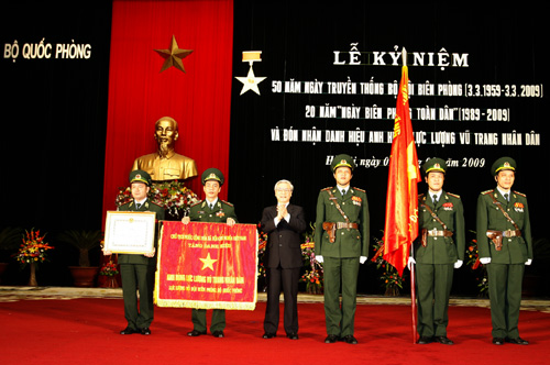 Tập thể Anh hùng lực lượng vũ trang nhân dân