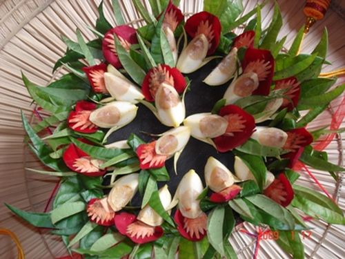 Yêu nhau ăn miếng trầu say