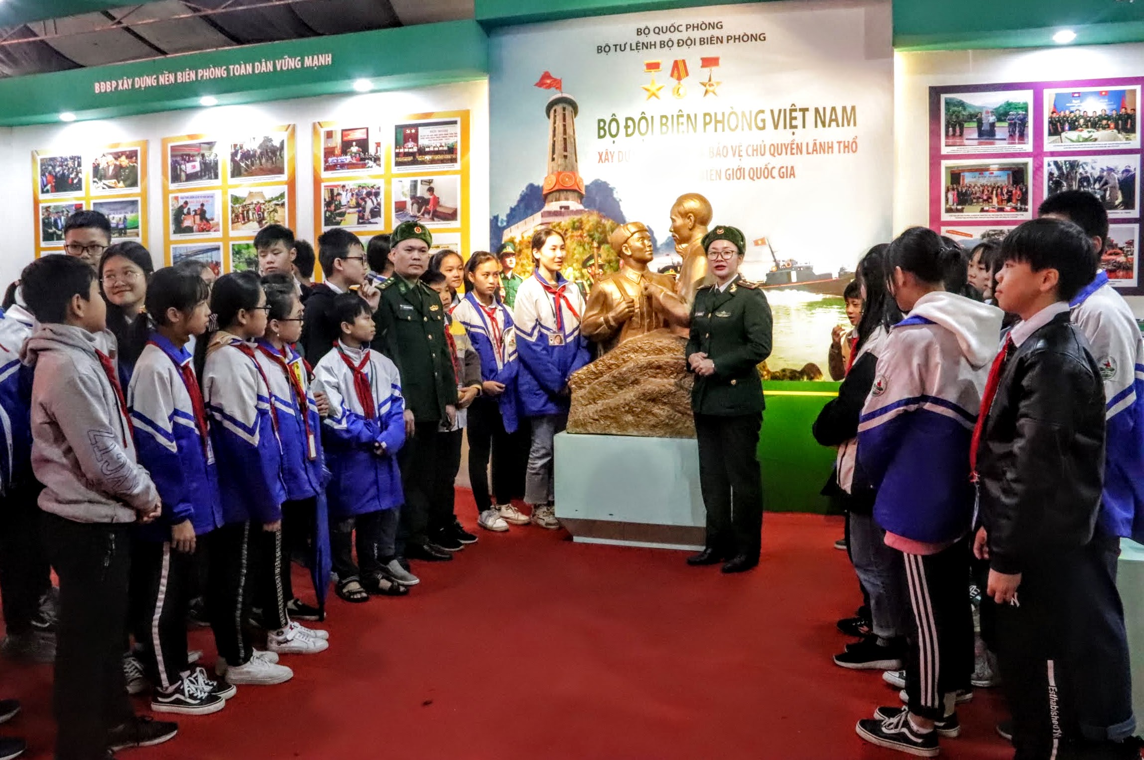 Giới thiệu Bảo tàng Biên phòng