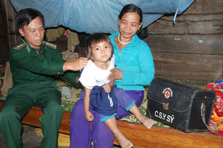 Bộ đội biên phòng tham gia công tác dân số - kế hoạch hóa gia đình