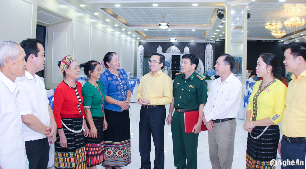 Phát huy vai trò của người có uy tín vùng đồng bào dân tộc thiểu số ở tỉnh Nghệ An